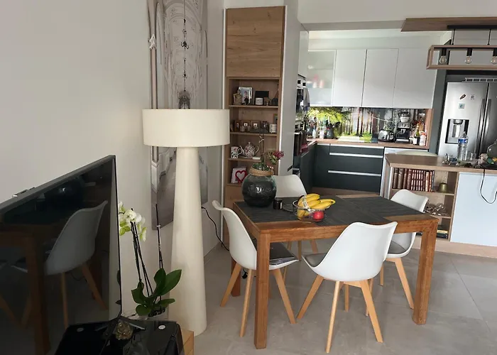 Cosy Dans T3 Homestay szállás Cannes